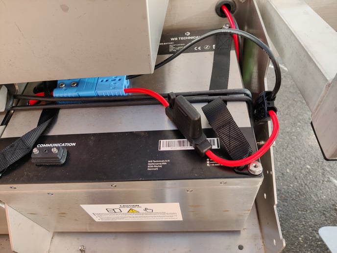 Lithium 2022 mit Powerbank Detail rechts